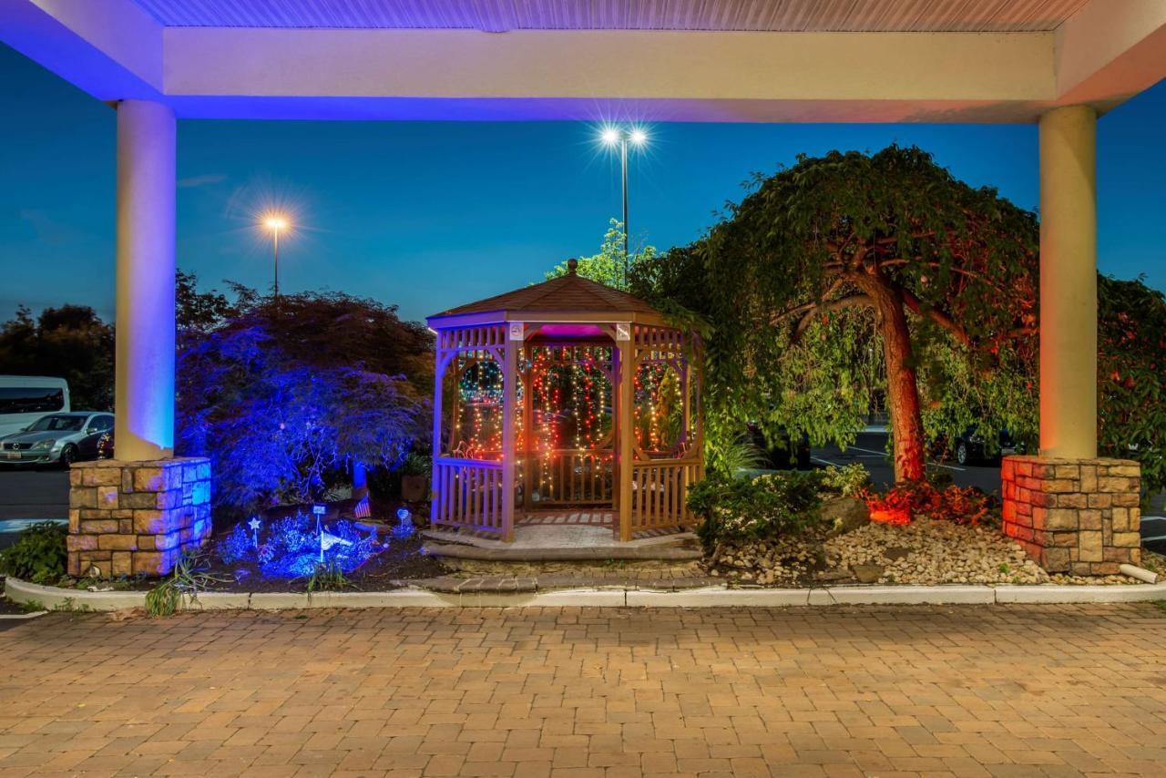 Best Western Fort Washington Inn Exterior photo